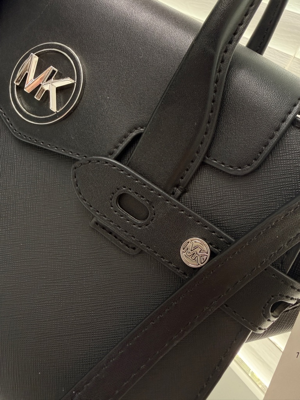 NWT! Michael Kors Black Leather Satchel with MK Logo and Detachable Strap - Picture 4 of 7